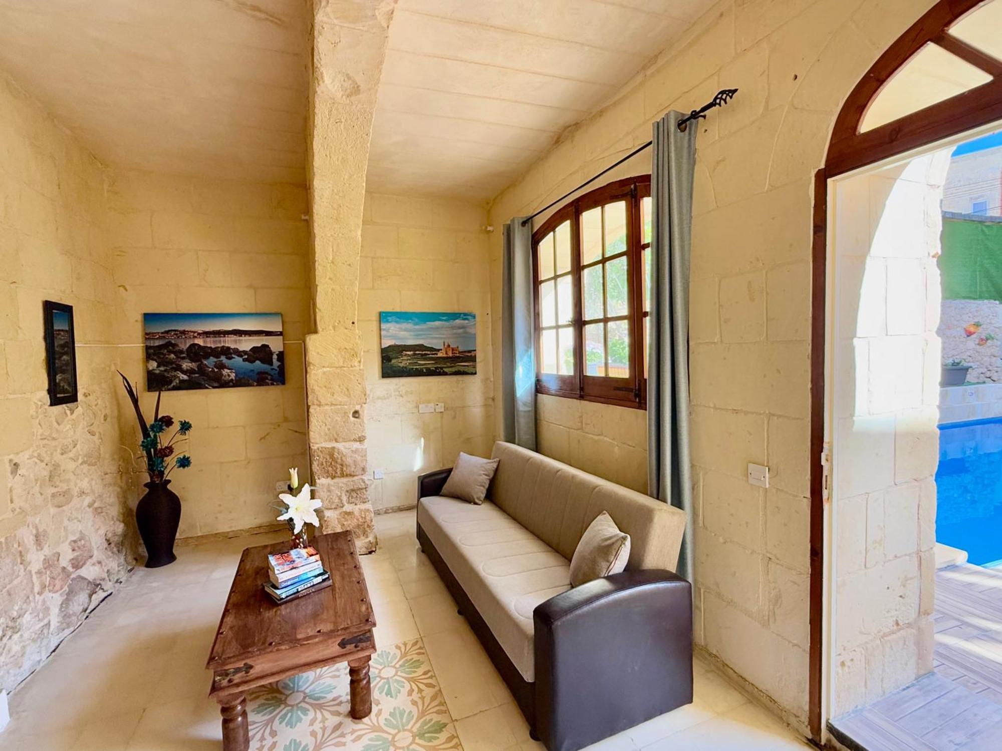 Ta' Matmura B&B อาร์บ ภายนอก รูปภาพ