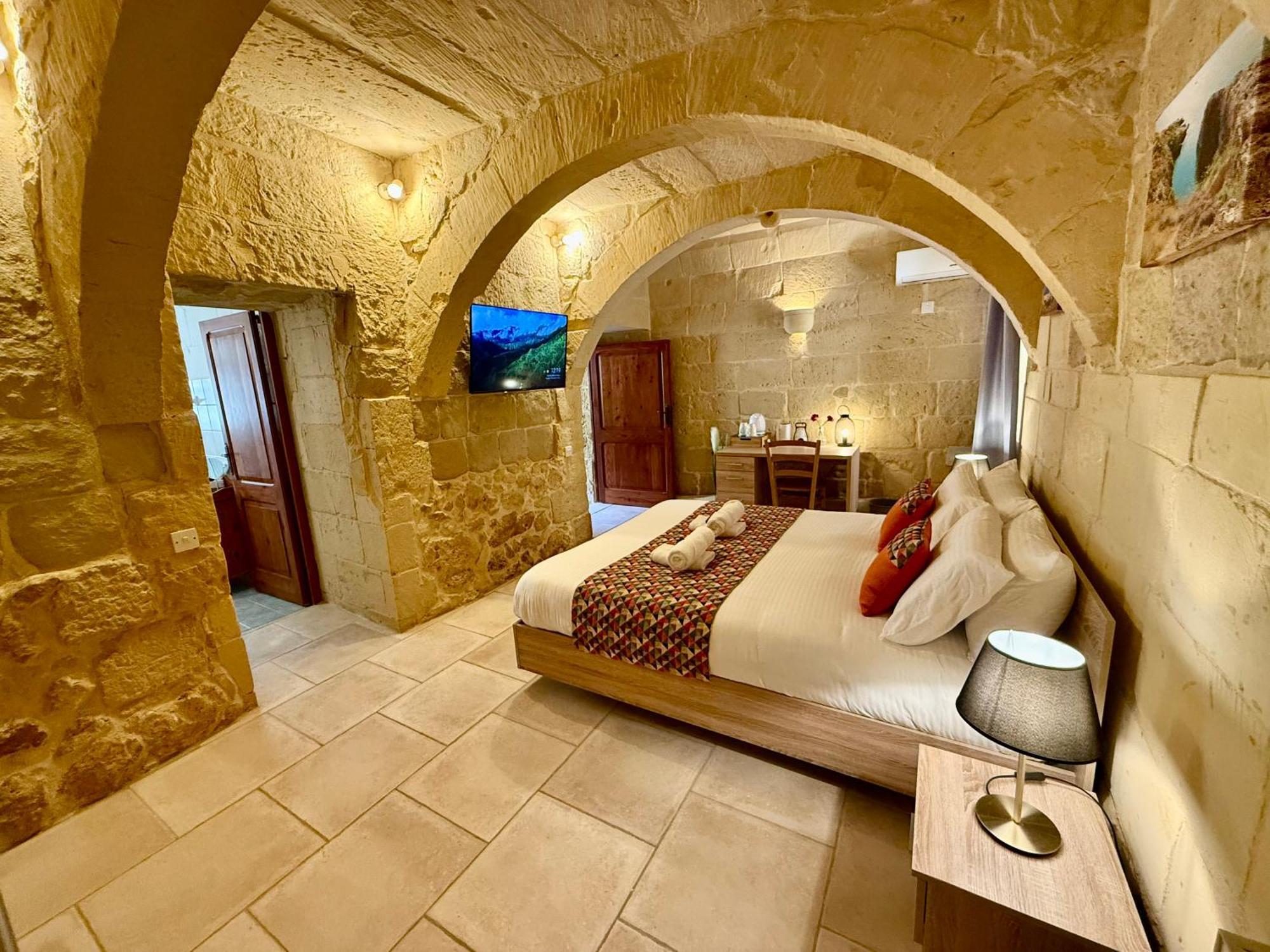 Ta' Matmura B&B อาร์บ ภายนอก รูปภาพ