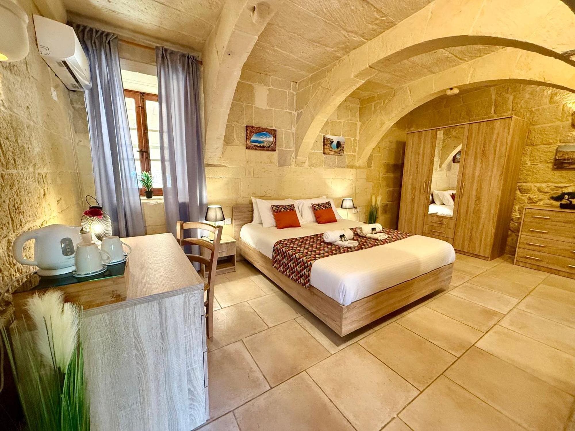 Ta' Matmura B&B อาร์บ ภายนอก รูปภาพ